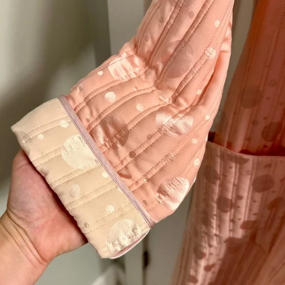 Vintage Fernando Sanches Pink and Cream Quilted Robe 100% Silk - Picture 6 of 9